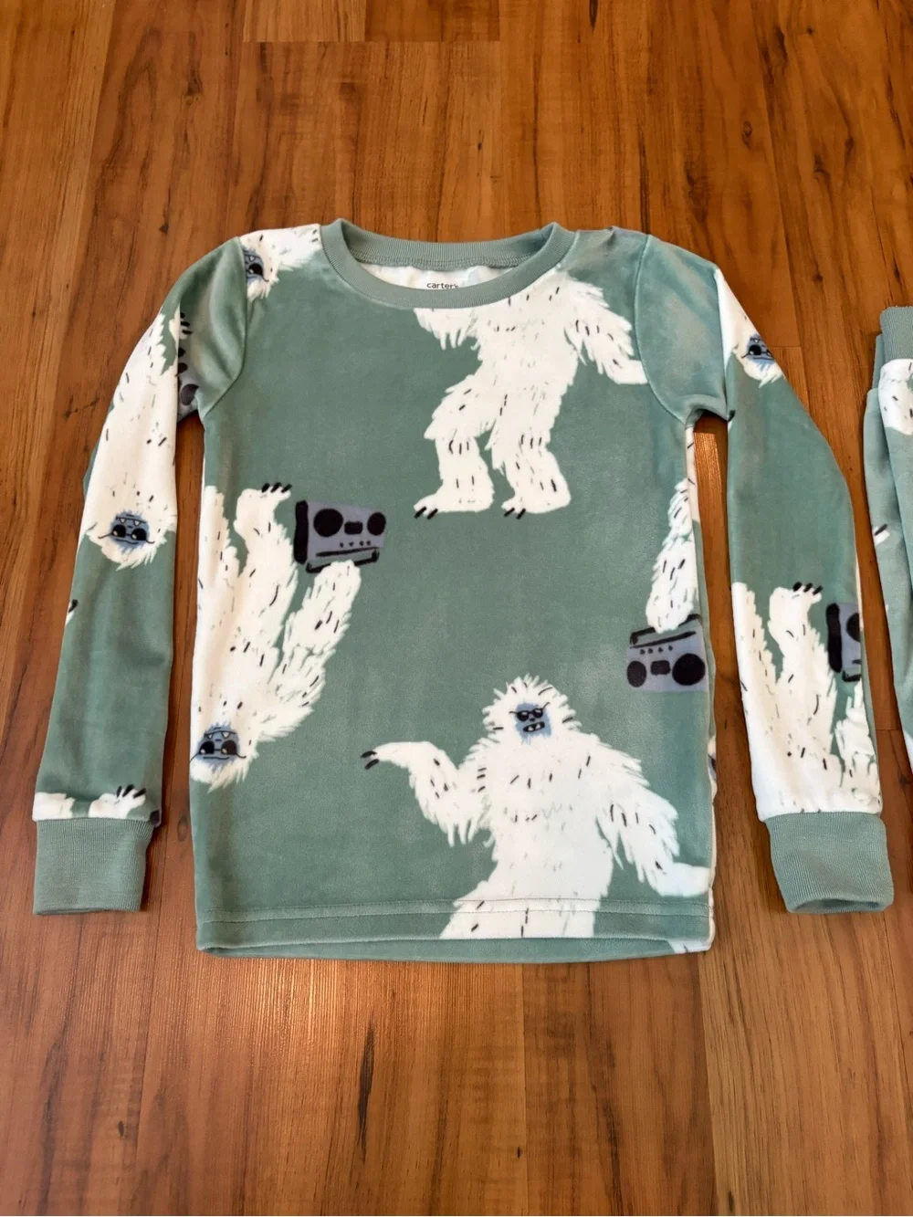 Carters carter’s yeti